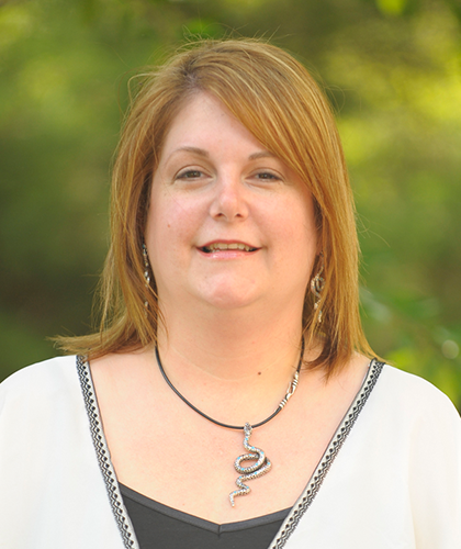 Schuetz, Lisa